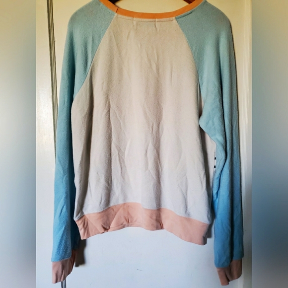 🦩WildFox Pastel Flamingos Sweater🦩💕💙 - Picture 3 of 4